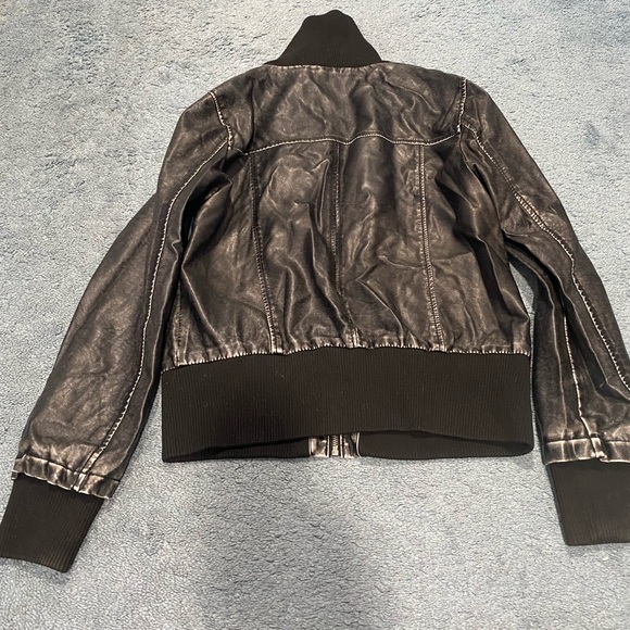 Moto Gear-Women black leather jacket - Picture 3 of 11